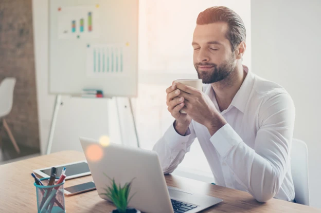 Relaxed Property Manager